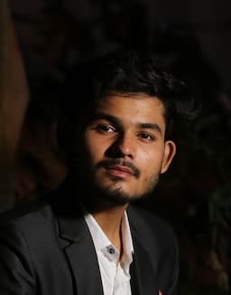 https://assets.zoomabroad.com/avatars/Akash_Sahu.jpeg