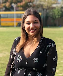 https://assets.zoomabroad.com/avatars/Reetika_Jain.jpeg